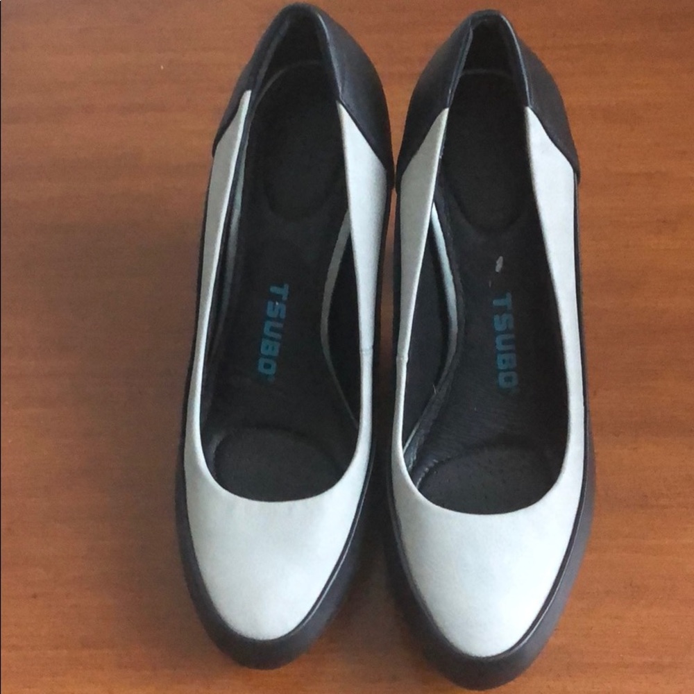 High hill dress shoes made by TSUBO